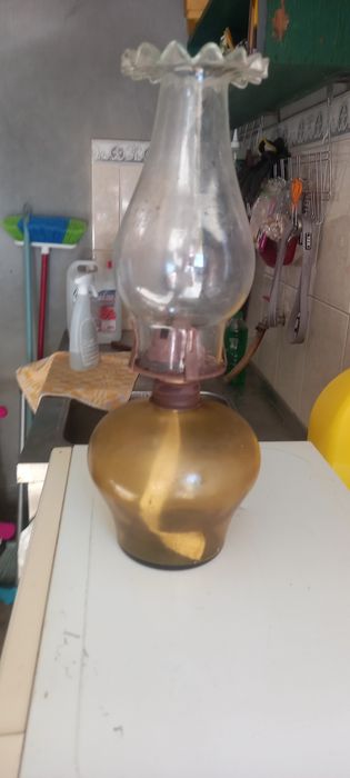 Candeeiro a petróleo