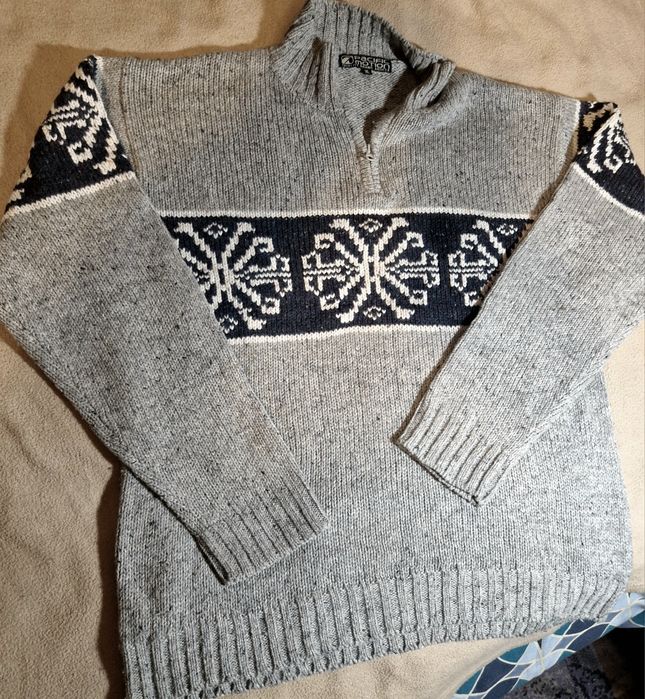 Camisolas novas por estrear malha caxemira xxl
Xl 2xl 3xl. N 52-58
Pvp