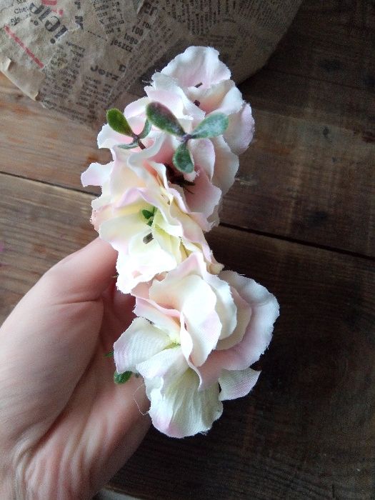 NOWY Grzebyk ozdobny wianek do koka lub innego upięcia