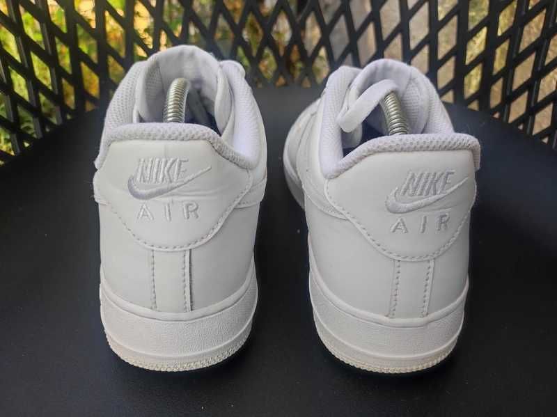 Nike Air Force 1 '07 - Sneakersy r. 42,5