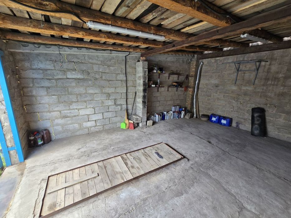 Срочно Продам гараж в Солоному