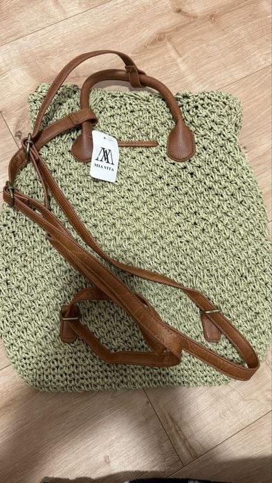 Mochila nova  na etiquta