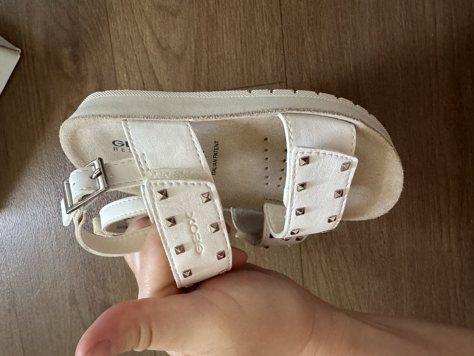 Босоніжки geox на дівчинку