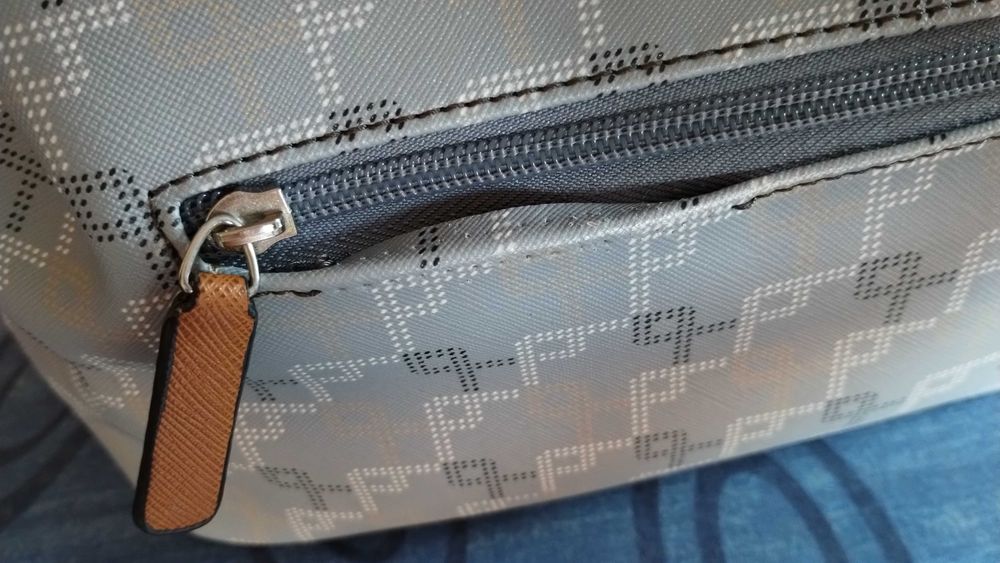 Torebka damska typu worek