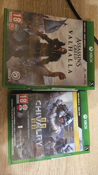 Xbox series x + 2 pady + gry