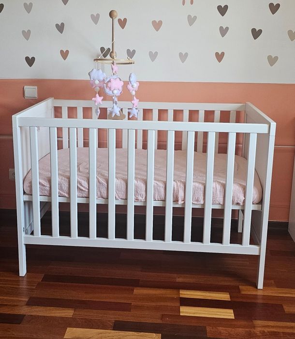 Berço + colchão Ikea