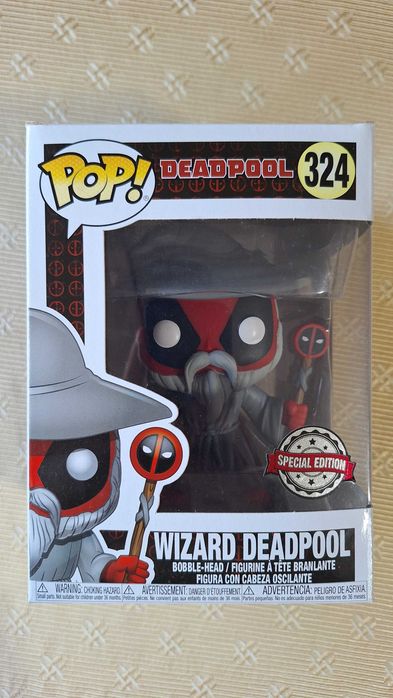 Funko POP! #324 Wizard Deadpool [Special Edition] (Marvel)