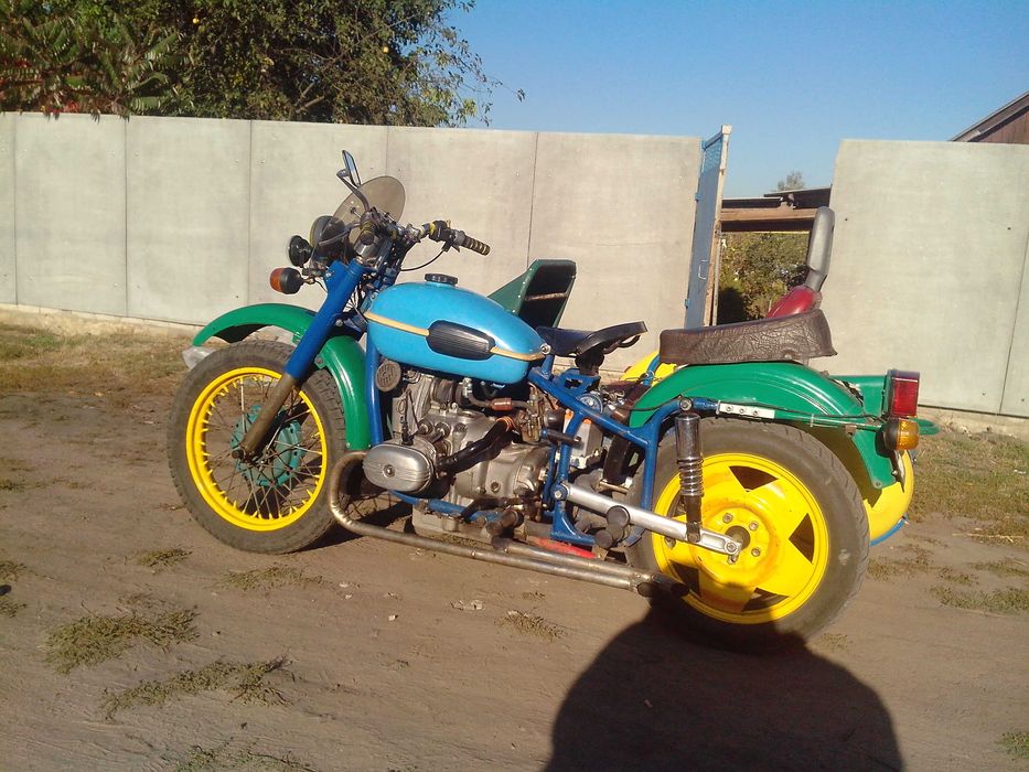 продам мотоцыкл урал м-67