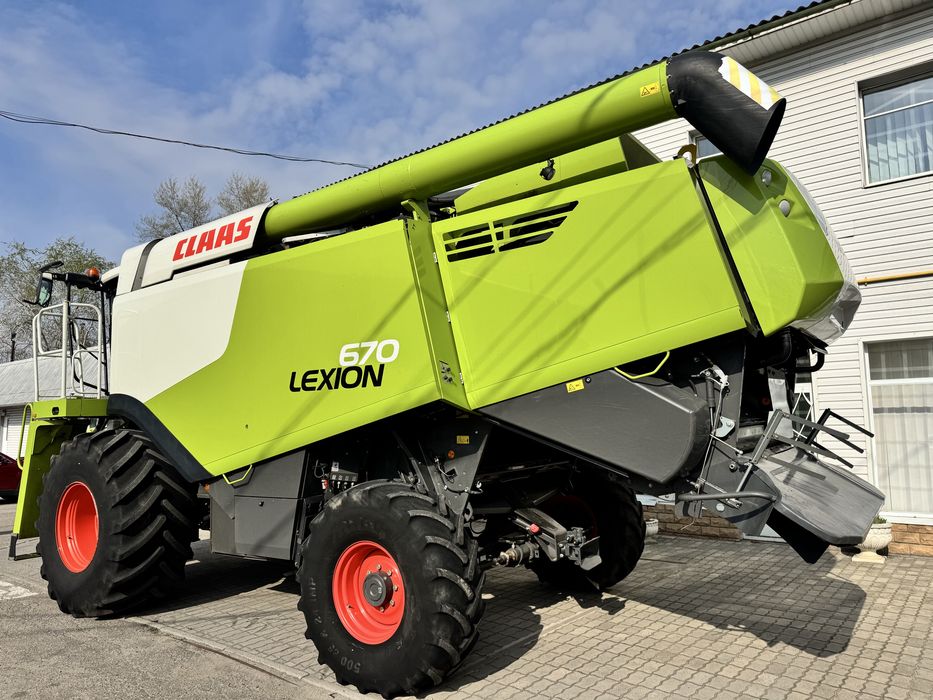 Claas Lexion 670