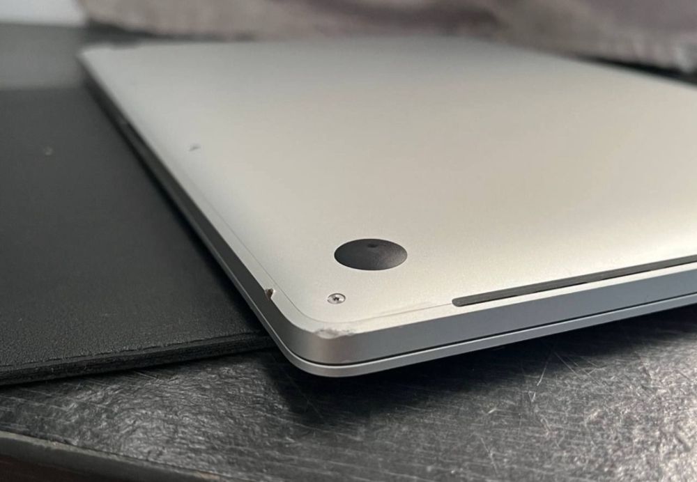 MacBook Pro 16 2019 i7 32GB 4GB 512GB SSD