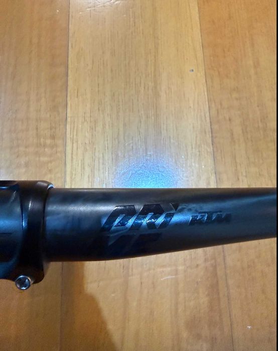 Vendo Volante KTM PRIME CARBON FLAT 720mm + Avanço Exonic