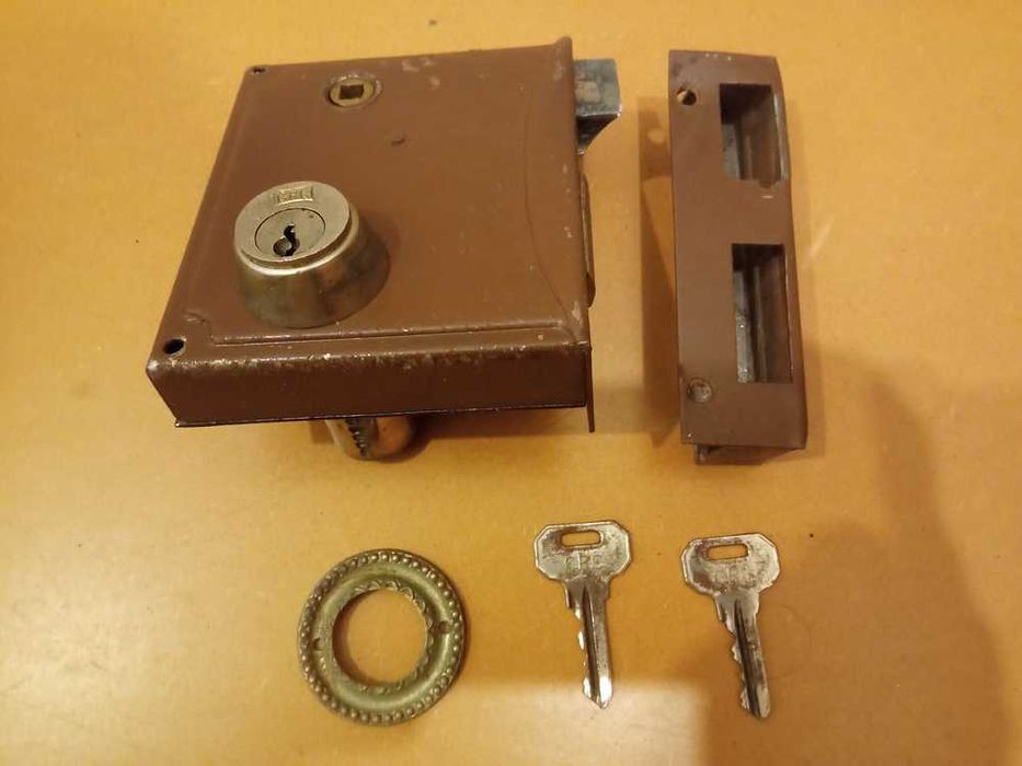 Fechaduras De Sobrepor