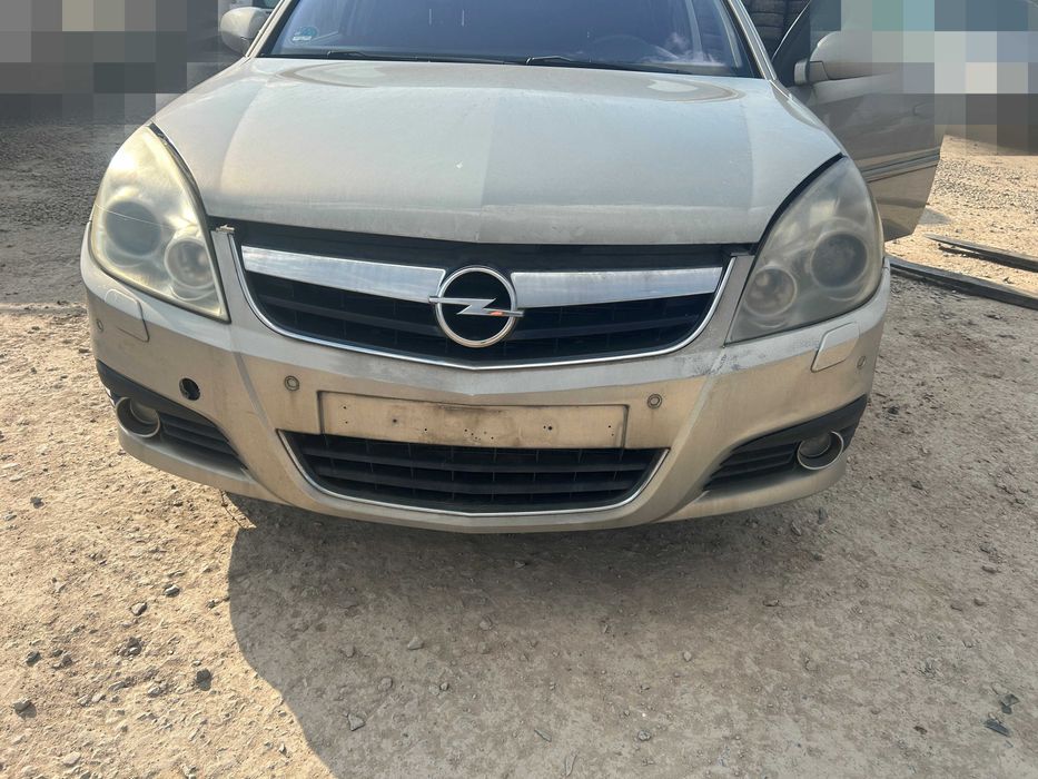 Zderzak przedni PDC czujniki spryskiwacze Opel Vectra c Lift Signum