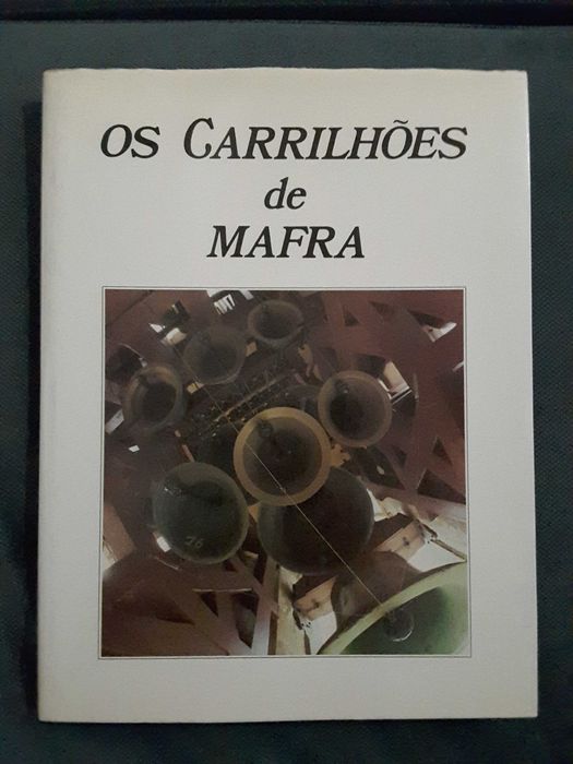 The Carillons of Mafra / In the Shadow of the Convent64552462214145120