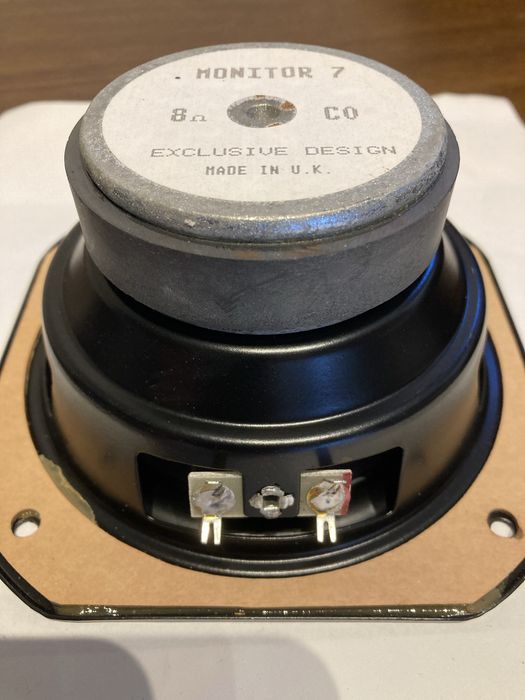 Altifalante Monitor audio M7