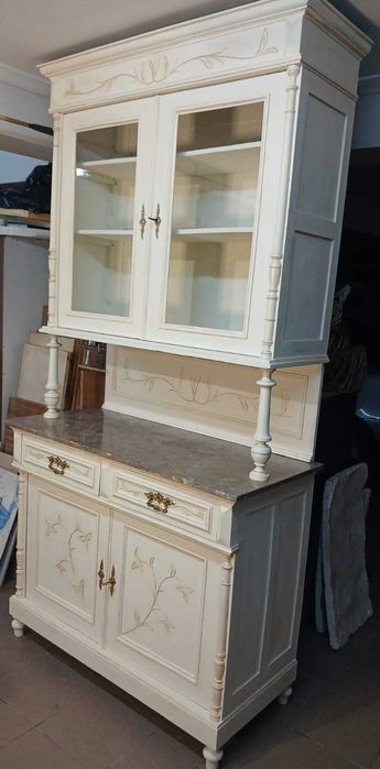 Movel Louceiro restaurado e pintado a mão