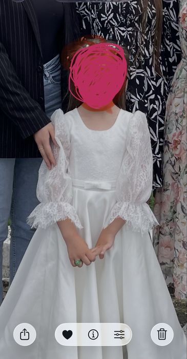 Продам плаття на випускний в садок