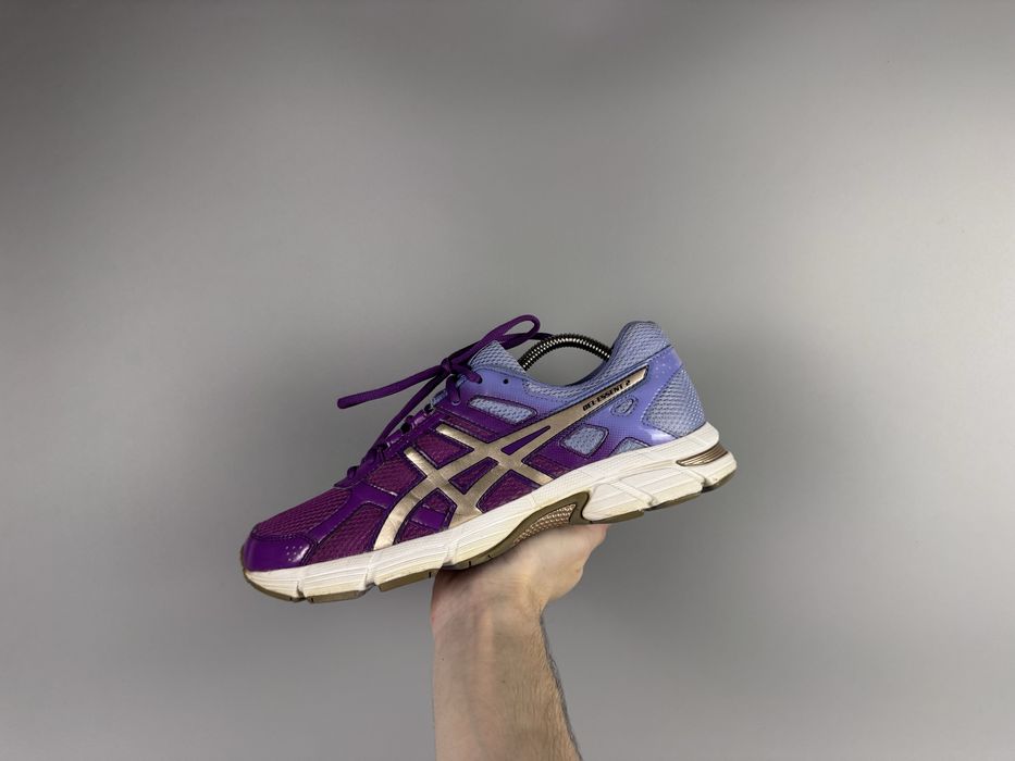 Розмір 42.5 27 см Жіночі кросівки ASICS