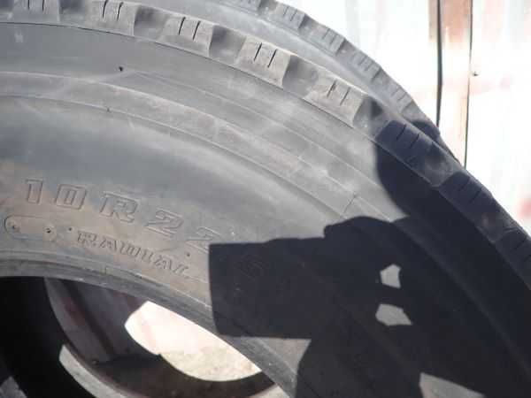 10 R 20  - Opony Bridgestone M840 bezdętkowe