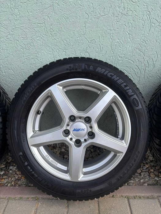 Sprzedam 2 Komplekta opon + Felgi 5x112