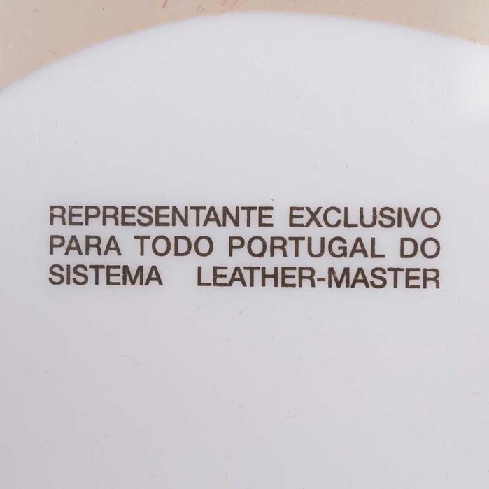 Sinal publicitário Renopel em acrílico