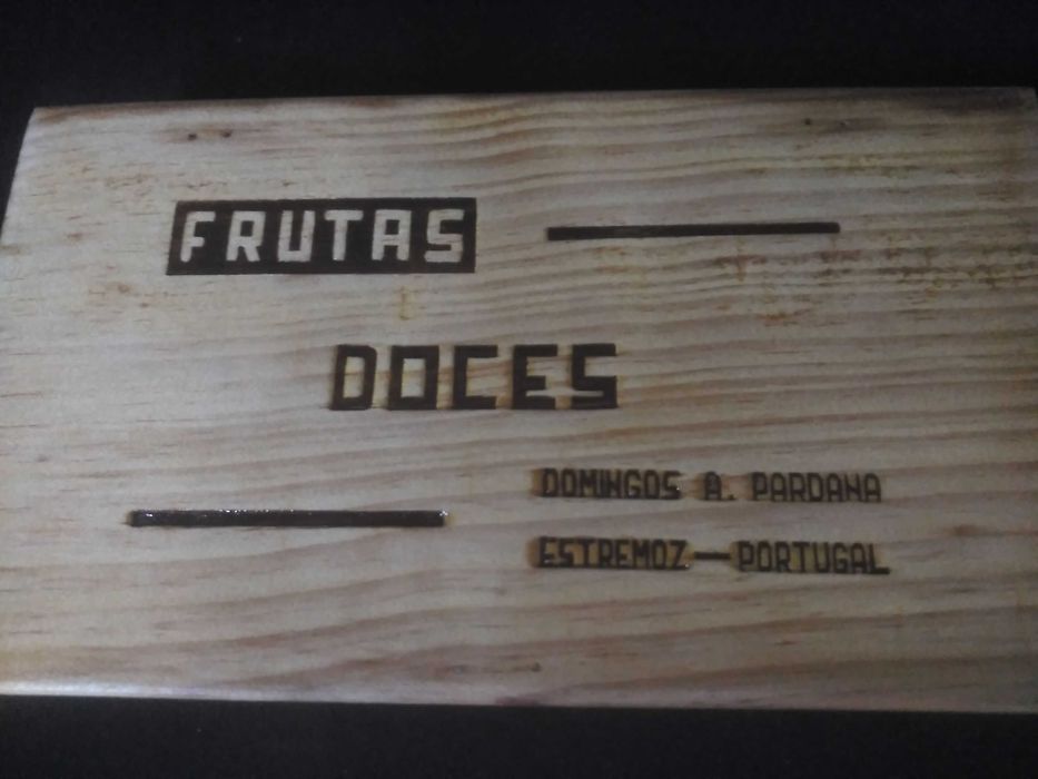Caixa - Em madeira da confeitaria Domingos  A. Pardana de Estremoz