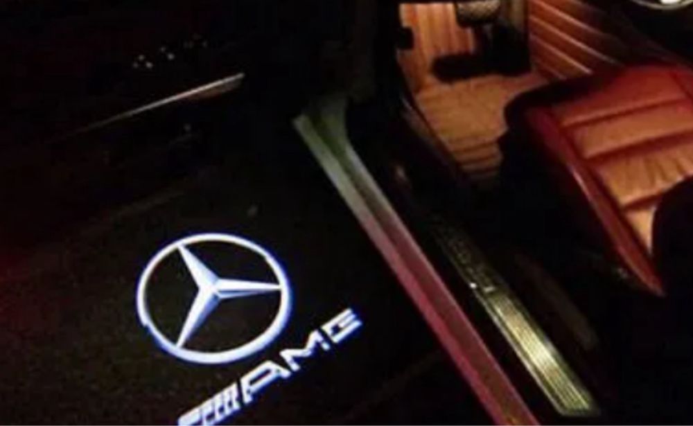 Luz de porta Mercedes