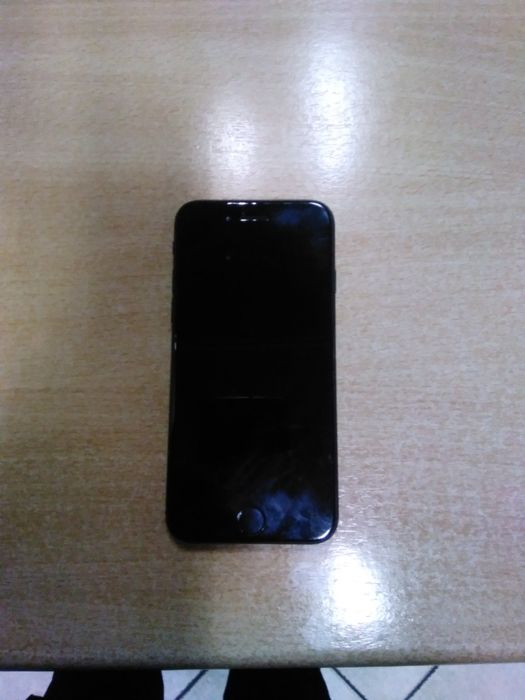 Smartfon iPhone SE 2020