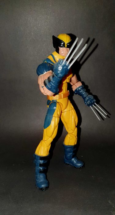 Marvel Legends Puck Wave Wolverine