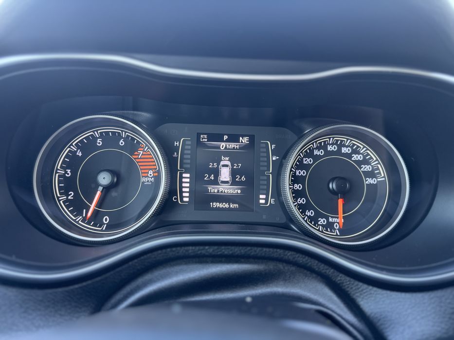 Продам Jeep Cherokee KL 3.2 4x4