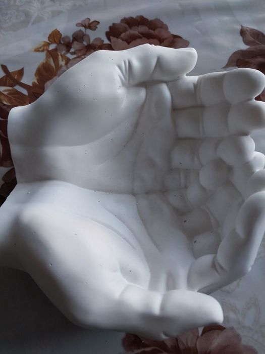 Гіпсові руки підставка