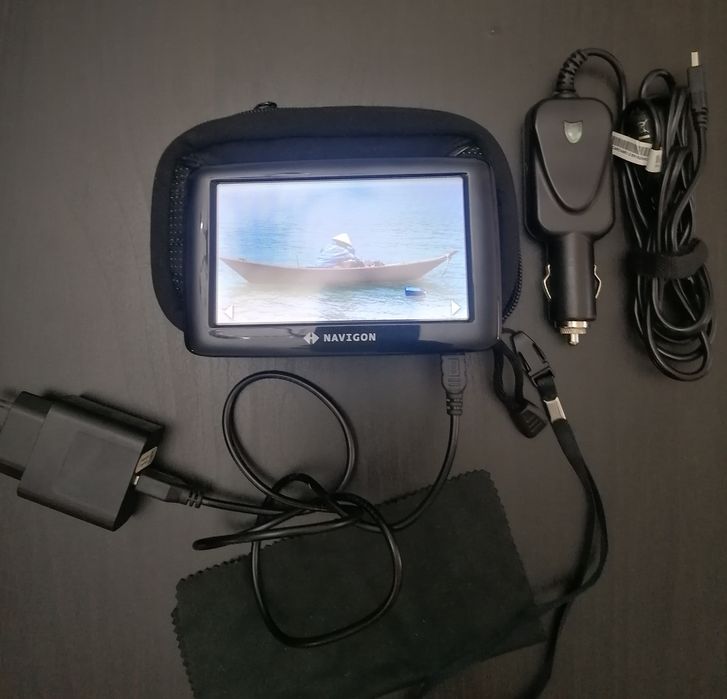 Vendo GPS Navigon  mapa Europa,  impecável