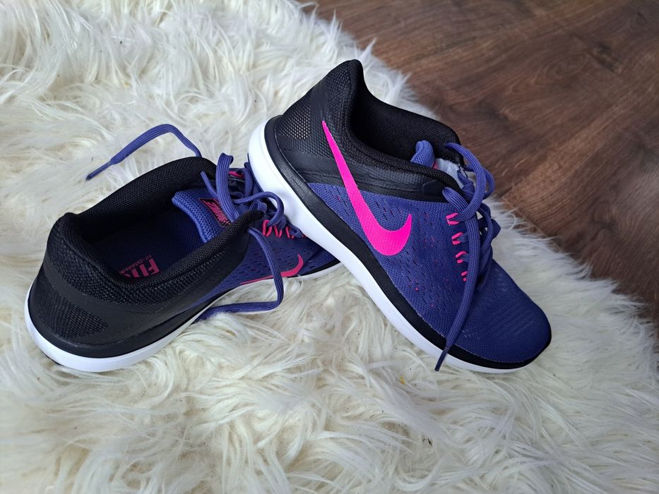 Buty damskie Nike do biegania