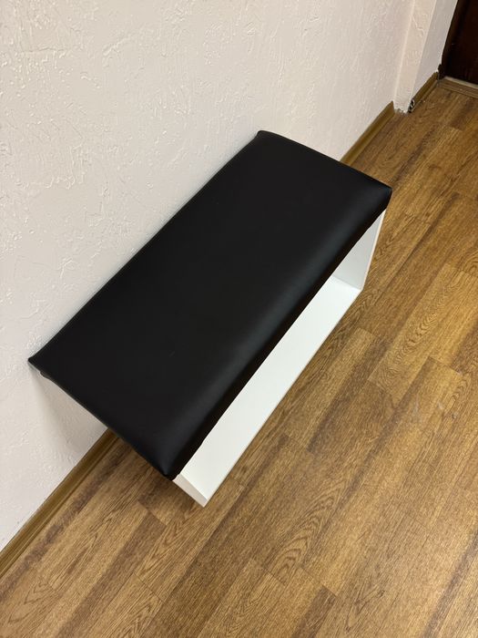 Продам поличку для взуття