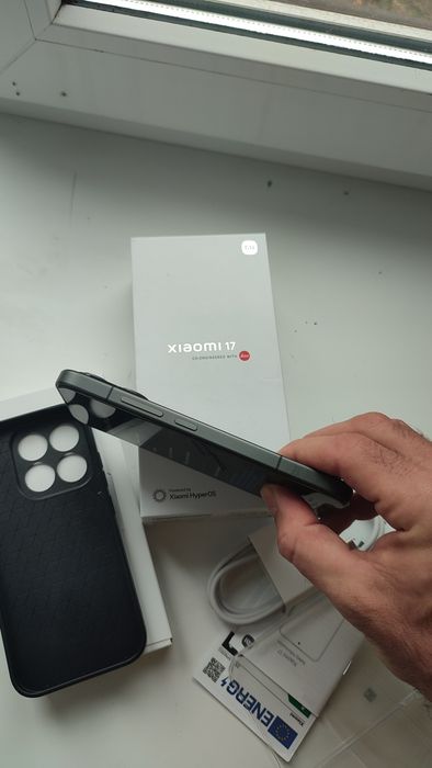 Xiaomi 17 12/512