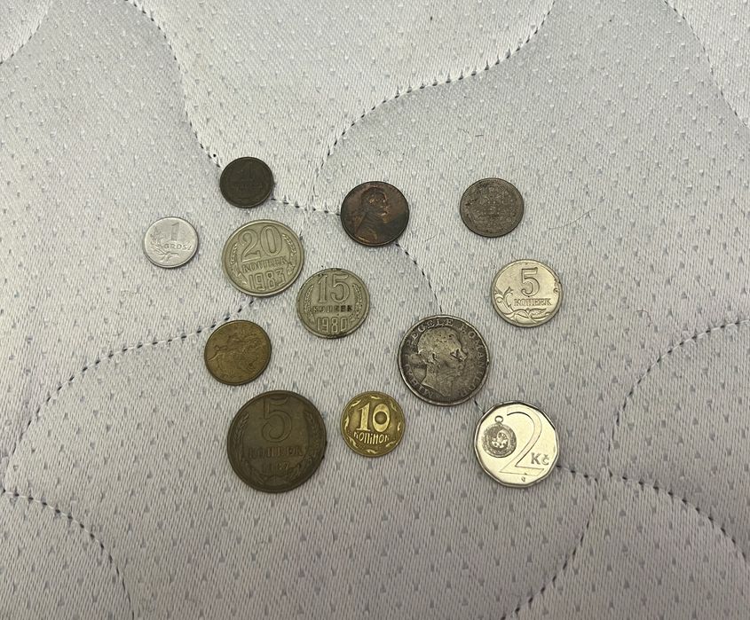 Старые Монеты и бумажные деньги разных стран