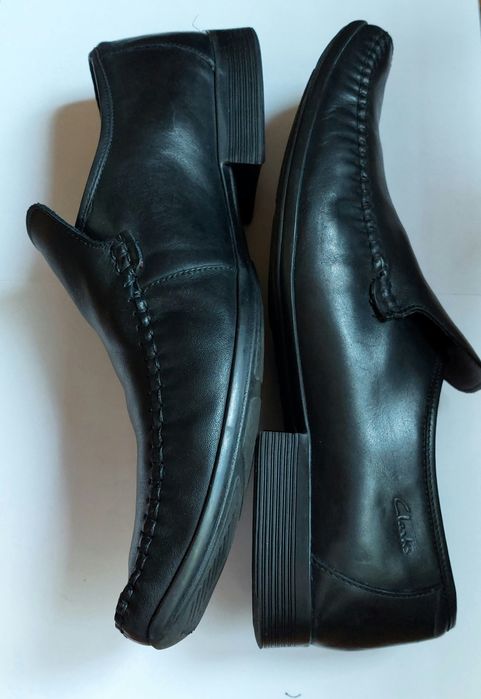 Чоловіче взуття лофери CLARKS