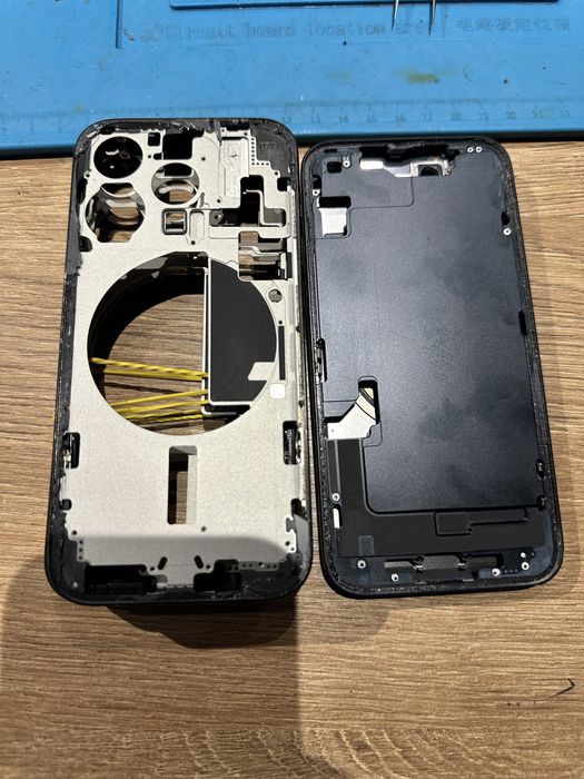 Корпуса iphone оригінальні