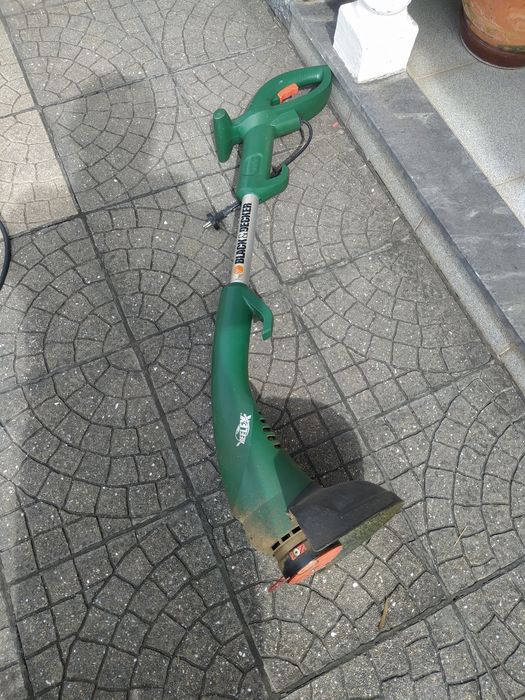 Cortador de relva e bomba de ar