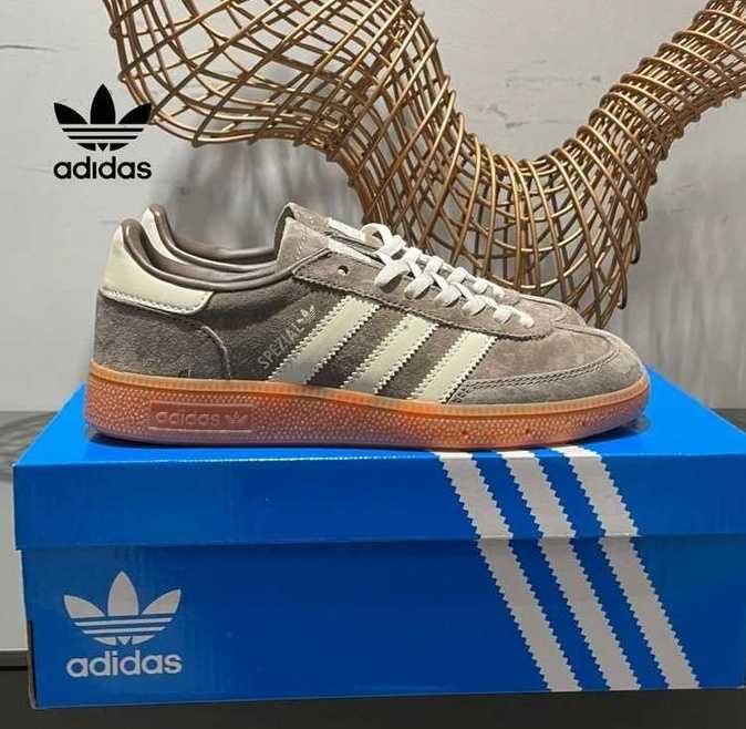Handball Spezial 44