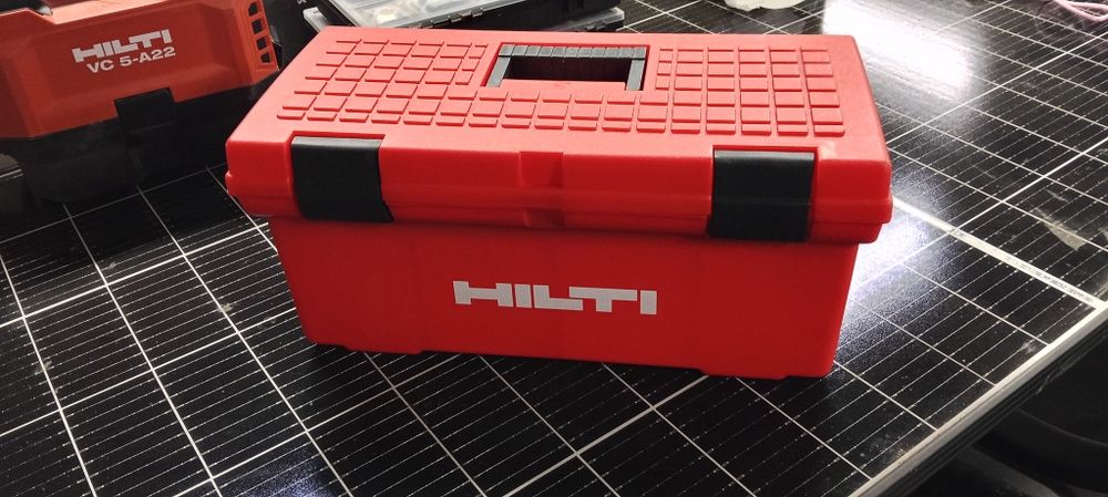 Duża Skrzynka narzędziowa Hilti Nowa