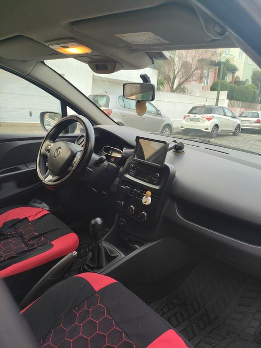 RENAULT CLIO IV com motor bom estado turbo