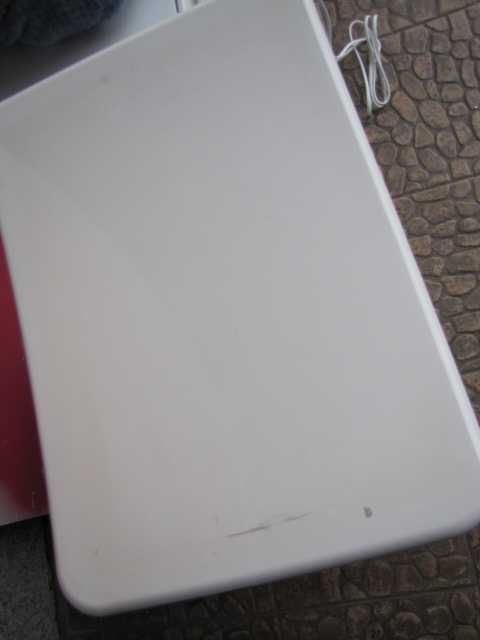 Kosz na pranie z siedziskiem do łazienki WENKO