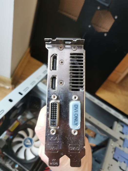 Komputer PC Intel Xeon E3-1225 v2 / AS Rock P75 Pro3 / 12GB RAM DDR3