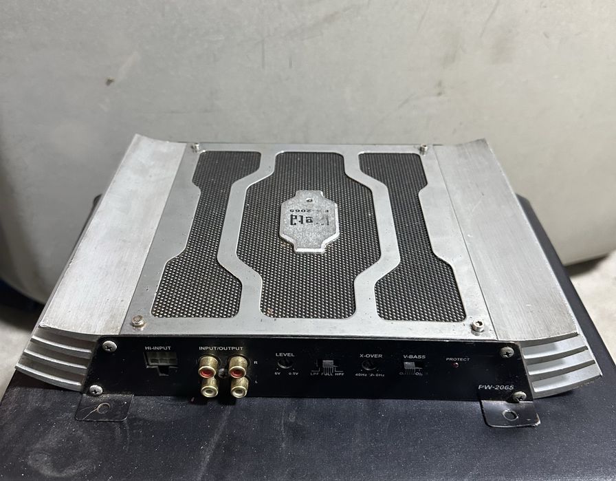 Amplificador de audio vieta