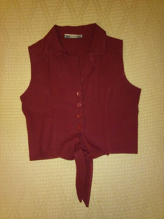 Bluzka wiązana w talii r.S