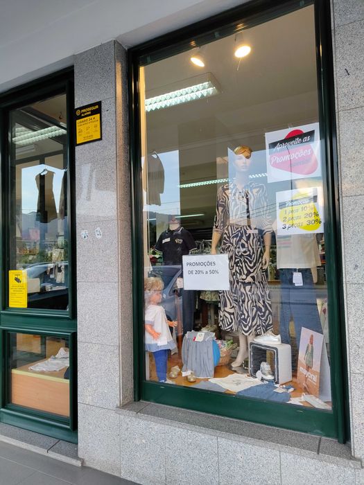 Trespasse de Loja de Pronto-a-Vestir por motivos pessoais – Excelente Oportunidade de Negócio