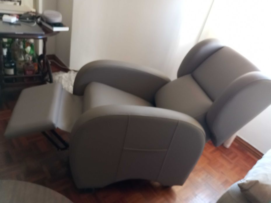 Excelente Cadeira Ortopédica e 1 Cadeira de Banho Faro