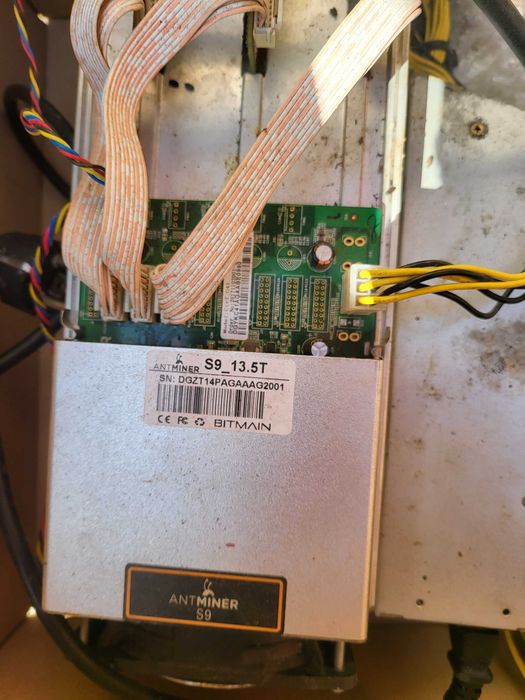 Asic miner s9 робочі і неробочі