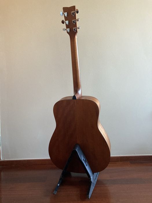 Guitarra Yamaha F800 M